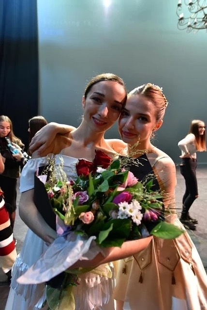 NEWS.ro: Ziua Culturii Naţionale - Alice şi Marina Minoiu aduc în premieră în România o gală de balet dedicată geniului George Balanchine