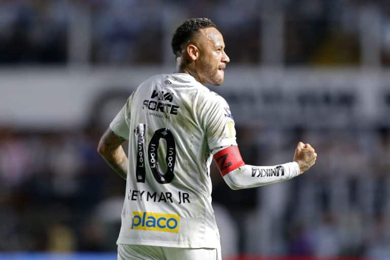 Neymar își prelungește contractul cu Santos până la sfârșitul anului 2026