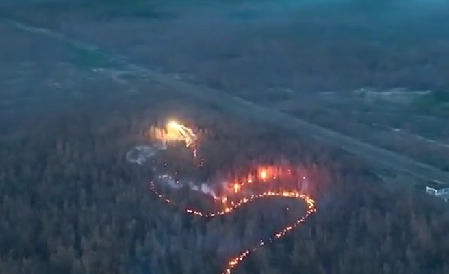 O lovitură cu dronă efectuată de Ucraina a incendiat un depozit petrolier din regiunea rusă Volgograd