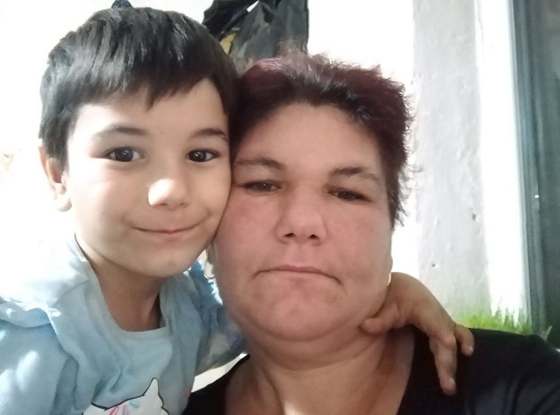 O mamă și băiețelul ei, în vârstă de 5 ani, dispăruți de 3 zile. Apelul făcut de Poliție