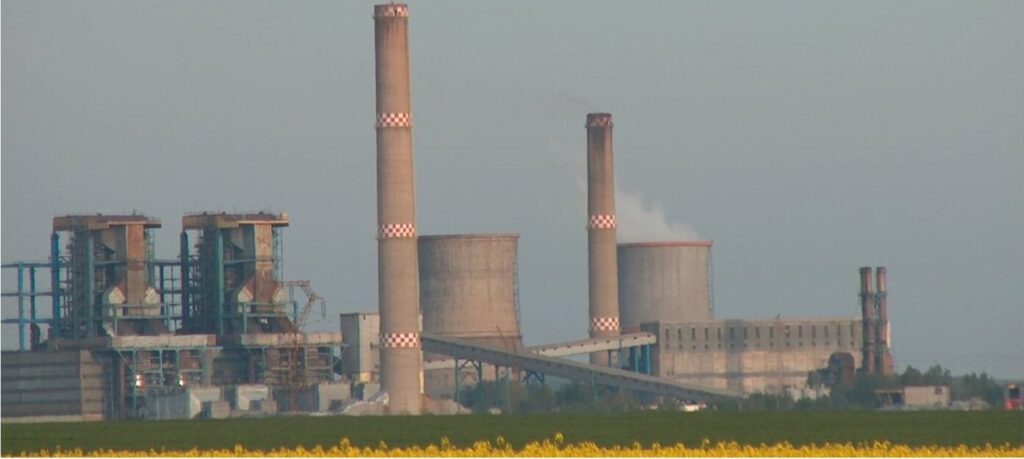 O nouă avarie la reţeaua primară de termoficare a lăsat din nou municipiul Craiova fără căldură