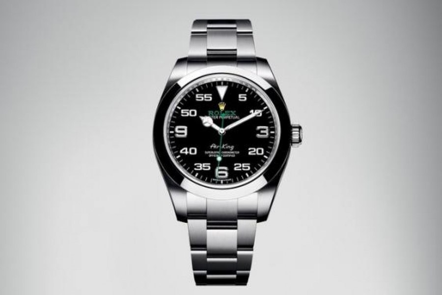 O româncă a furat un Rolex de 35.000 de euro din casa unde lucra în Belgia. Cum a încercat să-și ascundă fapta