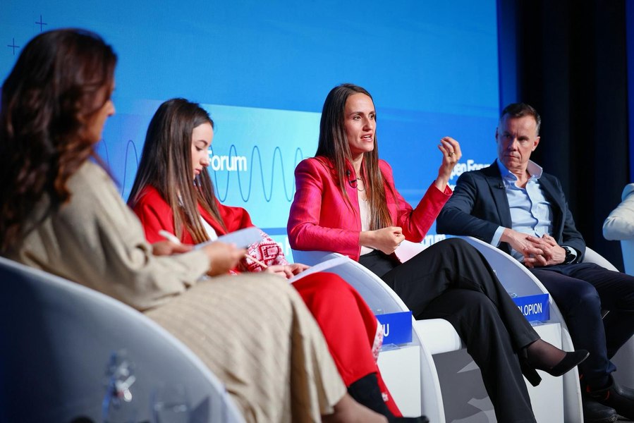 Oana Țoiu crede că Europa trebuie să lase nostalgiile și să construiască o nouă cale de colaborare cu SUA