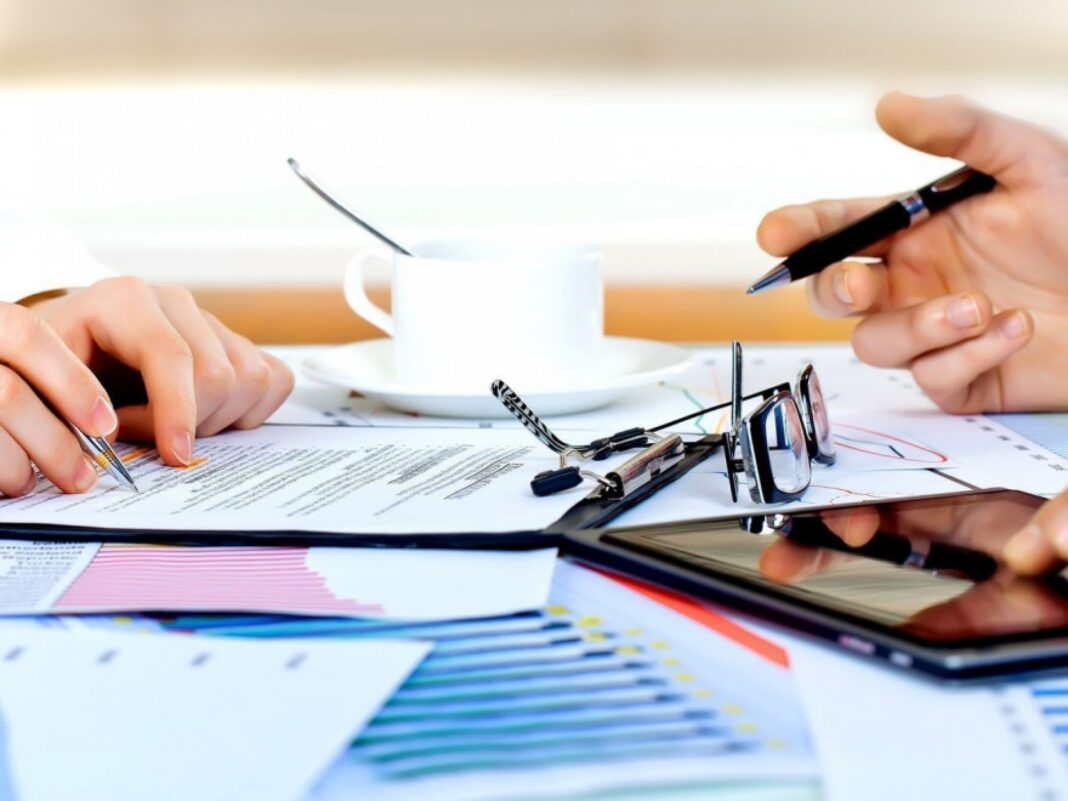 Ordonanța „trenuleț”: start la impozite mai mici pentru firme, avertisment pentru investitori