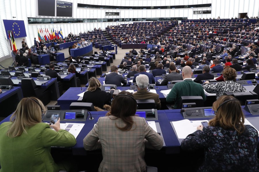 Parlamentul European respinge moțiunea de cenzură împotriva Comisiei Europene