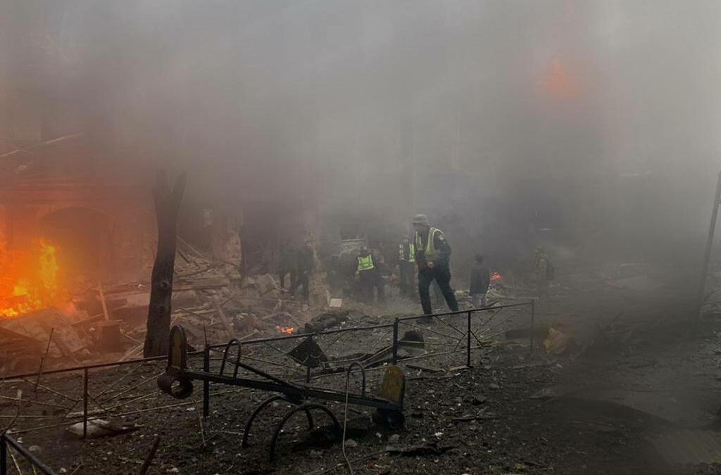 Pene de curent în Krivoi Rog, orașul natal al lui Zelenski, din cauza atacurilor cu drone ale Rusiei / Aprovizionarea cu căldură, perturbată