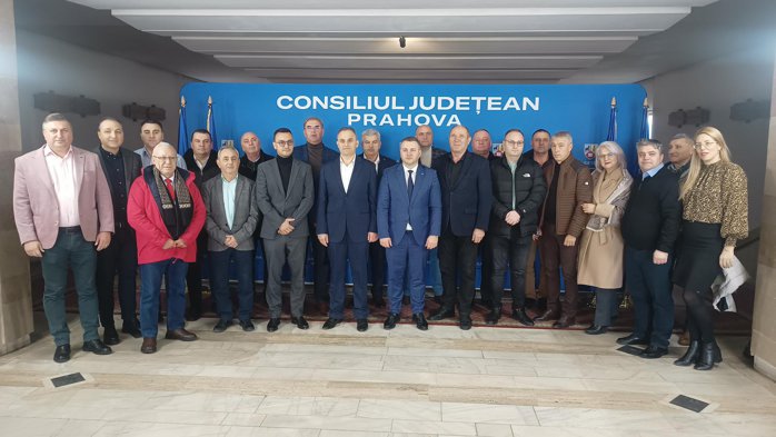 Peste 3,3 miliarde de lei pentru investiţii în Prahova, cu fonduri de la AFM, pentru iluminat public şi apă-canal