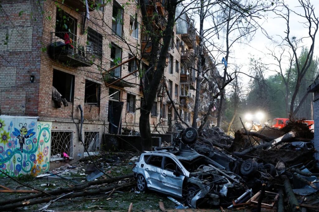 Peste un milion de consumatori din Kiev nu au energie electrică, 4.000 de blocuri de apartamente nu au încălzire, afirmă președintele Zelenski