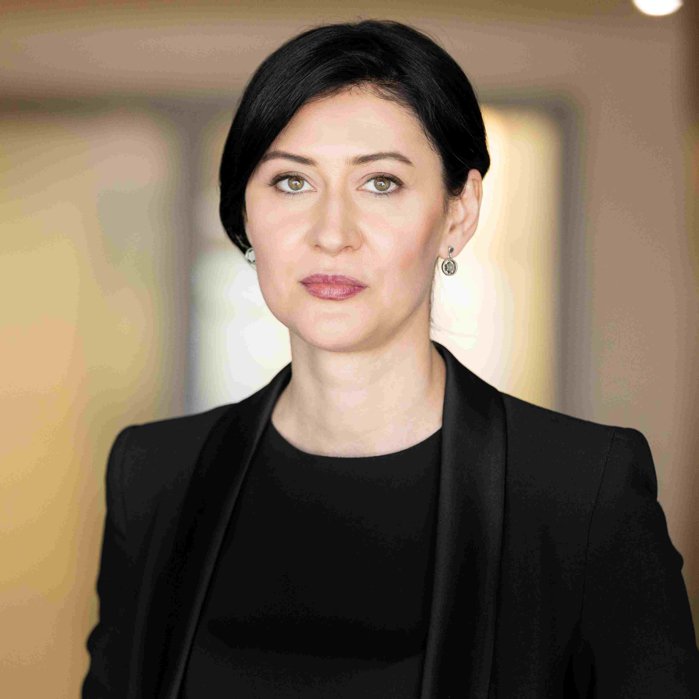 Piaţa de M&A în 2025: Valoarea tranzacţiile a rămas constantă, estimată la 6,7 mld.dolari, iar sectorul de imobiliare, ospitalitate şi construcţii este pentru al treilea an cel mai activ