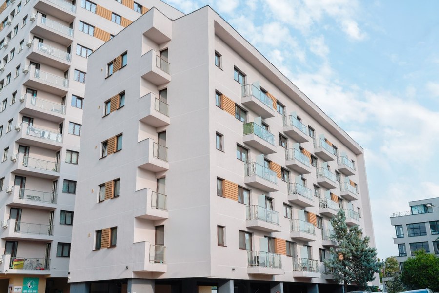 Piața imobiliară se va stabiliza în primăvară. Cu cât s-au scumpit locuințele în marile orașe