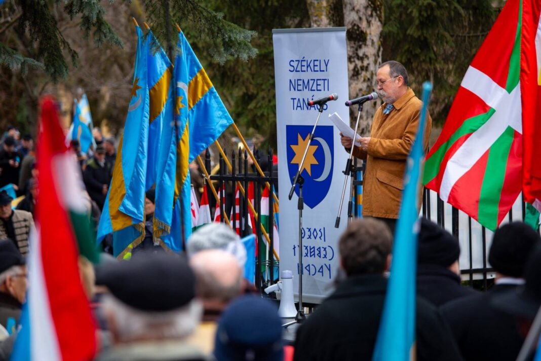 Presa din Ungaria: În Transilvania se deschid noi tronsoane de autostradă, zonele populate de maghiari devin mai ușor accesibile cu mașina