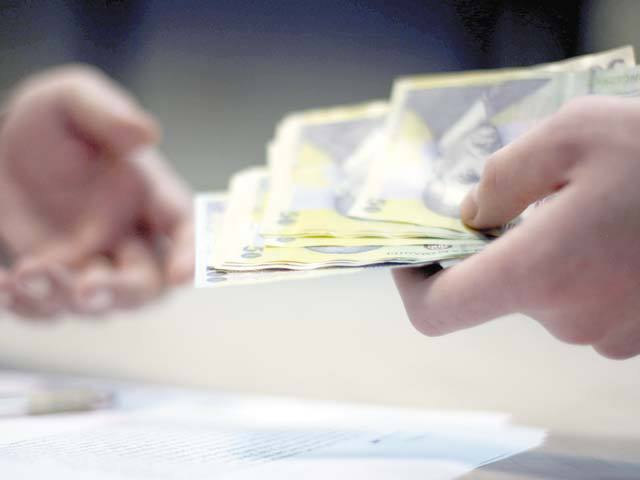 Preşedintele Nicuşor Dan a promulgat legea pensiilor private: plata unică limitată la 30%, restul lunar pe opt ani. Bolnavii de cancer nu primesc suma integrală