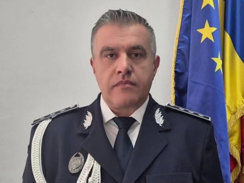 Preşedintele Nicuşor Dan l-a decorat post-mortem pe comisarul-şef de poliţie Mîrzacu Marius-Daniel. Șeful IPJ Dolj a murit la locul de muncă