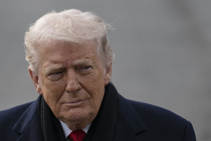 Preşedintele Trump va organiza o serie de întâlniri pe tema Groenlandei la Davos. „Am avut o convorbire telefonică foarte bună cu Mark Rutte, secretarul general al NATO, în legătură cu Groenlanda. Aşa cum am spus tuturor, foarte clar, Groenlanda este esenţială pentru securitatea naţională şi globală. Nu poate exista cale de întoarcere”
