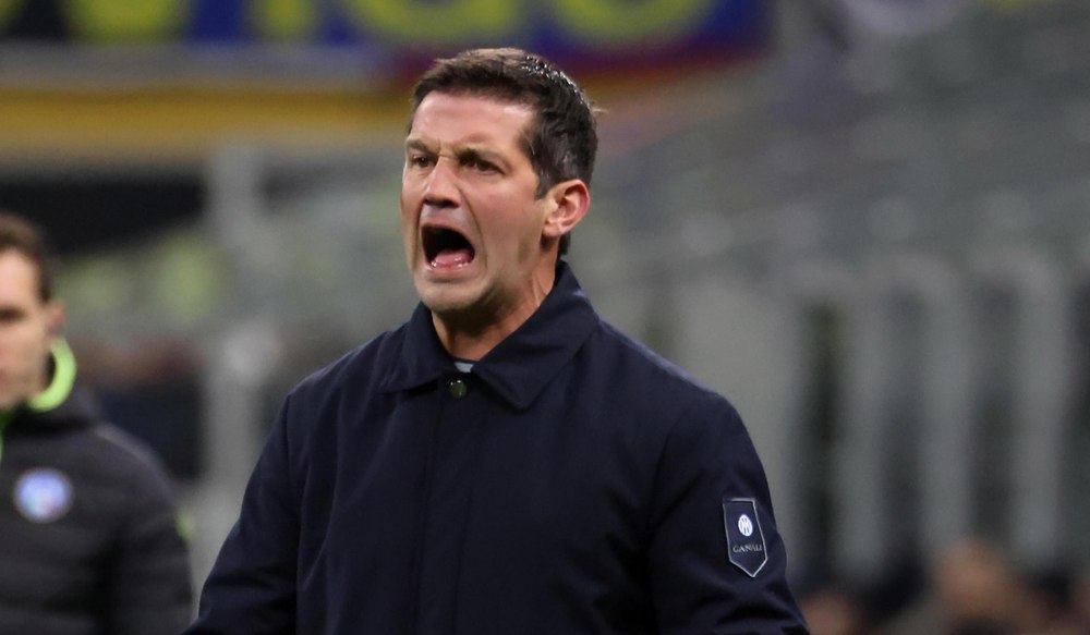 Probleme medicale pentru Cristian Chivu. Antrenorul român nu s-a prezentat la interviul de după meciul cu Bologna