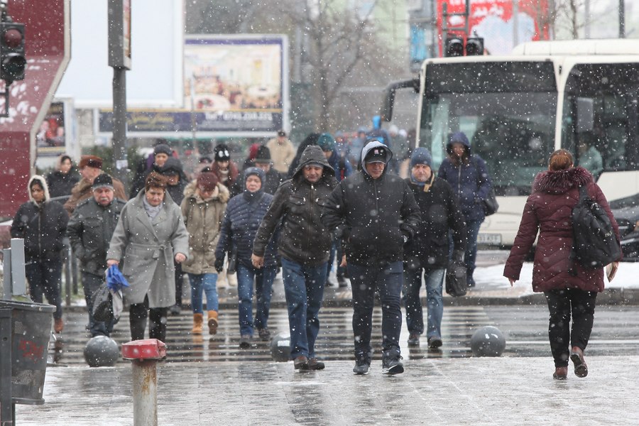 Prognoza meteo de Bobotează. Vreme închisă, precipitații mixte și cod galben de ceaţă în 10 judeţe, dar temperaturi în creștere
