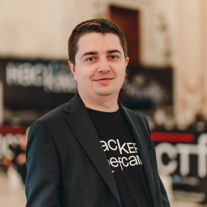 Programul de educaţie în cybersecurity UNbreakable România introduce module de inteligenţă artificială pentru pregătirea a 2.000 de tineri