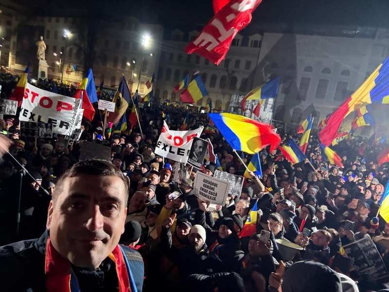 Proteste în Capitală: unul împotriva Legii Vexler, altul împotriva măsurilor fiscale ale Guvernului. Claudiu Târziu și George Simion cheamă oamenii în stradă