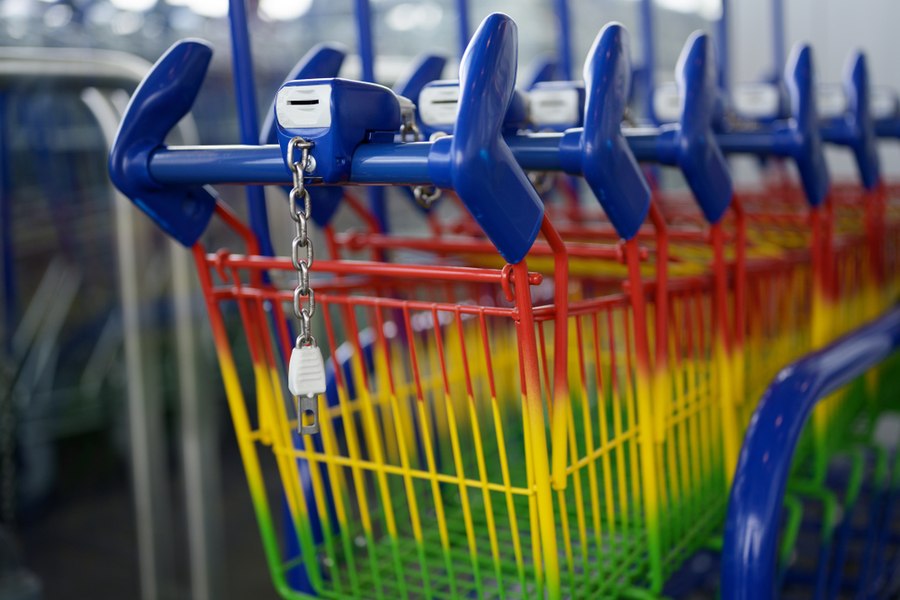 Puterea de cumpărare a românilor, afectată în 2026 de măsurile fiscale și inflație