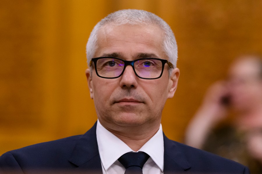 Radu Marinescu spune că nu va demisiona dacă premierul îi va cere acest lucru în urma scandalului legat de plagiat. „Nu, evident că nu”