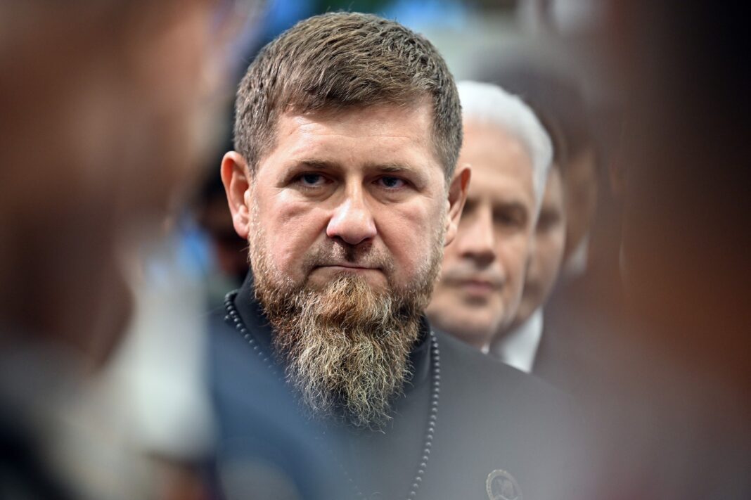Ramzan Kadîrov și-a promovat fiul Akhmat ca vicepremier interimar în Cecenia / Starea de sănătate a liderului cecen, sursă de speculații