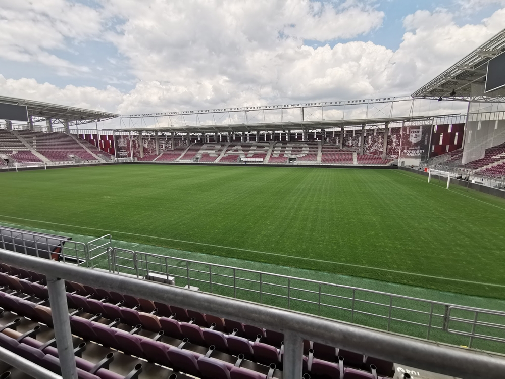 Rapid București ajunge pe primul loc în Superligă, după victoria la limită în fața Metaloglobus