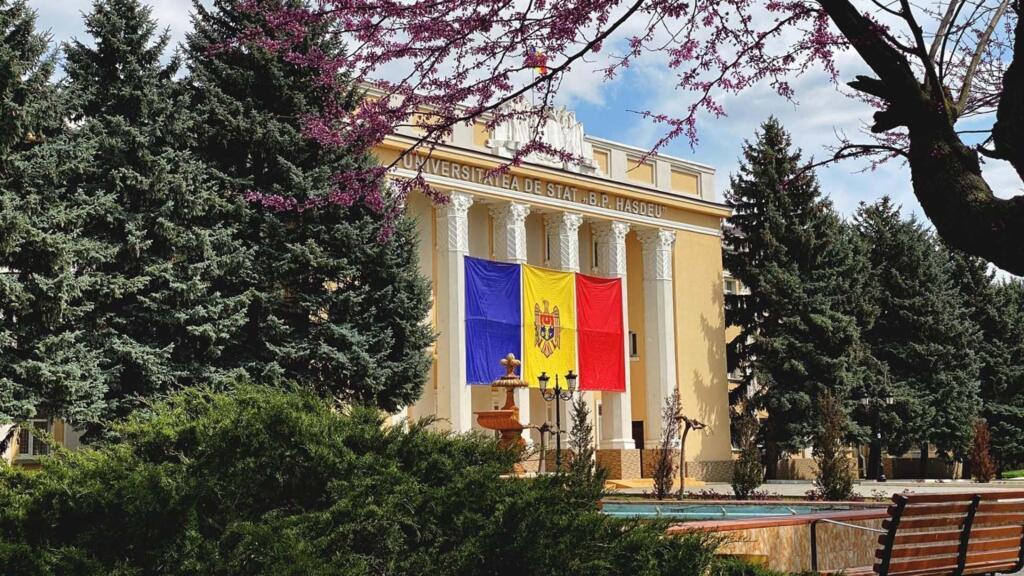 RFI: Reforma Universității din Cahul criticată din România și Moldova