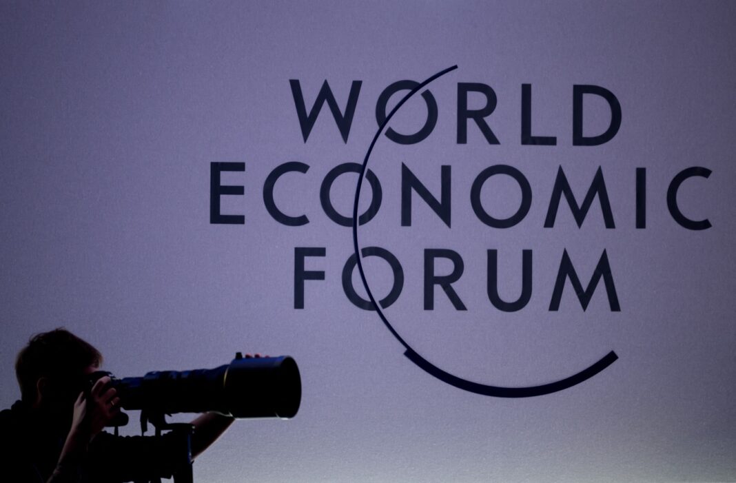 România, la Forumul Economic Mondial de la Davos / Delegația e formată din miniștrii de la Externe, Fonduri Europene, Energie și consilierul prezidențial Radu Burnete