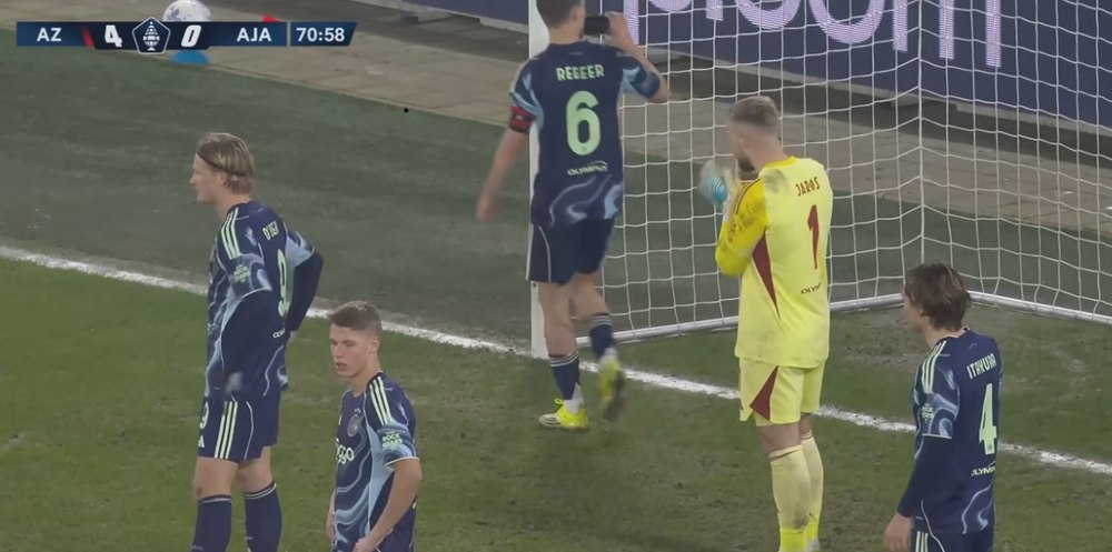 Rușine istorică: Ajax Amsterdam, echipa care l-a refuzat pe Chivu, umilită în Cupa Olandei