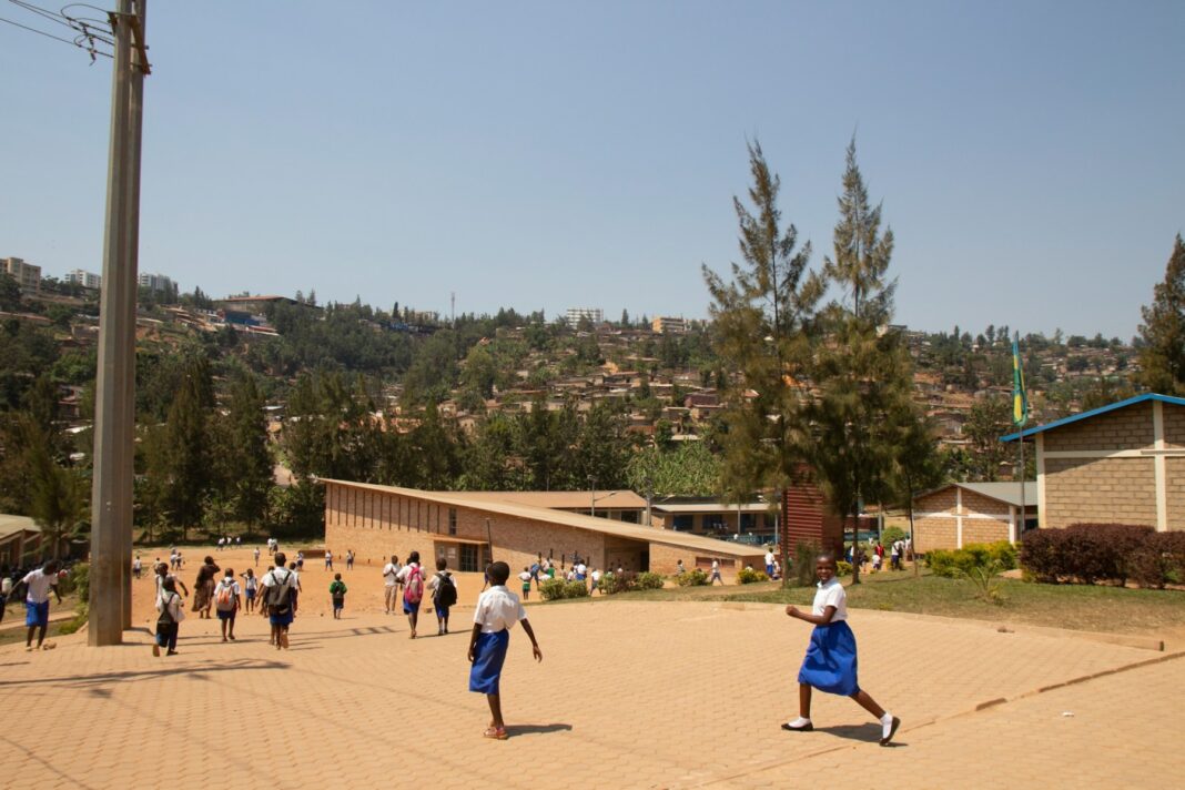Rwanda acționează la Curtea de Arbitraj Internațional Marea Britanie, după ce premierul Starmer a anulat un acord privind azilul