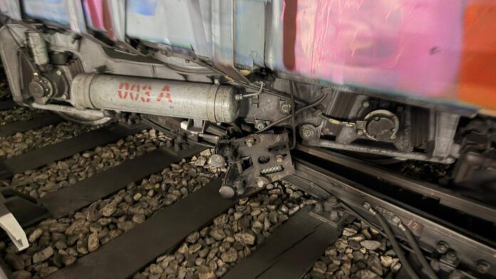 S-a aflat cauza deraierii unui tren de metrou în noaptea de Anul Nou