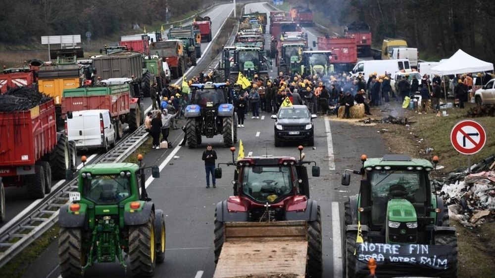 Scandal în Guvern după semnarea acordului Mercosur. Lipsesc avizele-cheie de la ministerele Justiției şi Agriculturii