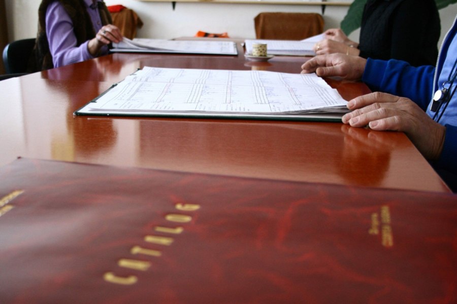 Schimbare de regulă în Educație: Profesorii pensionabili, ultimii la repartizare. Noua regulă îi pune după colegii cu posturile restrânse