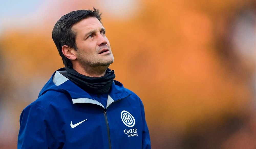 Secretele lui Cristi Chivu, din spusele unei legende: „Îl ascult când le vorbește băieților, ajunge imediat la ei!”