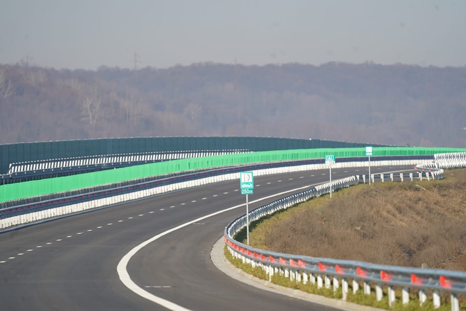 Sunt şanse reduse ca autostrada A1 București-Nădlac să fie finalizată până în 2030, conform ultimului raport publicat de Curtea de Conturi Europeană