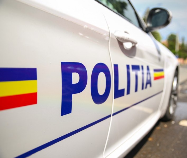 „Suntem mai mulți aici, unul a fost înjunghiat”. Adolescent de 15 ani, amendat pentru apel fals la 112. Tatăl, sancționat și el