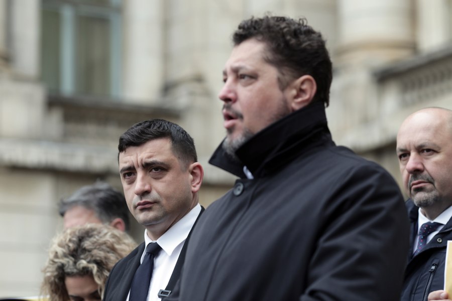 Suveraniștii se reunesc într-un protest împotriva Legii Vexler: „Vom fi acolo umăr la umăr”