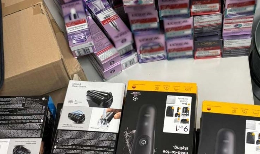 Tânăr român, arestat la Como după ce a încercat să fure marfă de aproape 2.400 de euro dintr-un supermarket