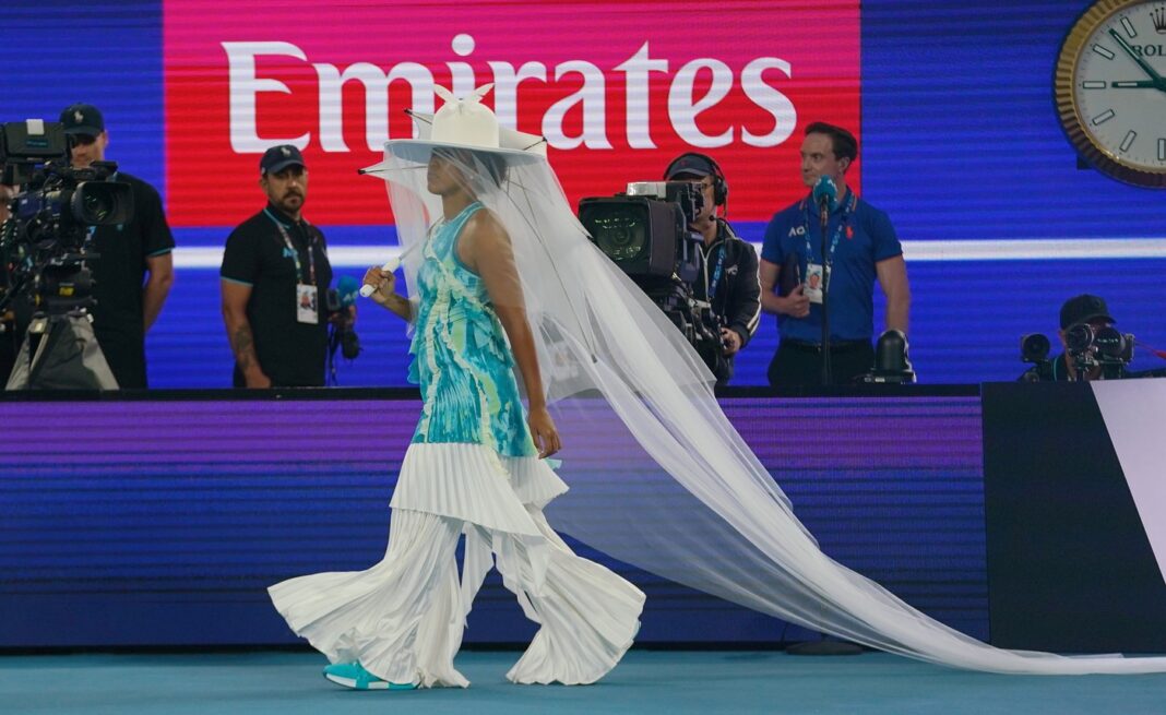 Ținuta inspirată de meduze a lui Naomi Osaka fură scena la Australian Open