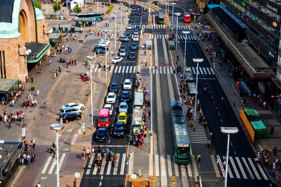 Trafic sufocant într-o capitală europeană: autoritățile iau în calcul soluția folosită în România în perioada comunistă