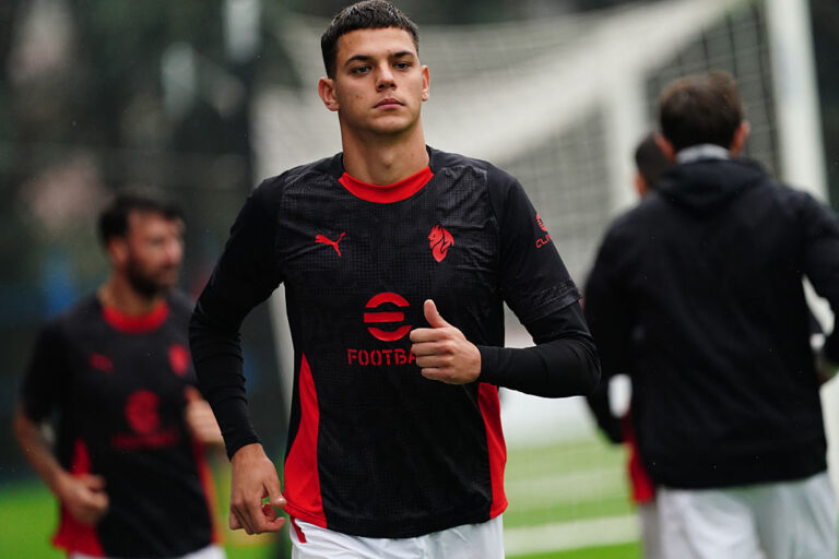 Transfer confirmat pentru Dinamo! Matteo Duțu vine de la AC Milan și semnează până în 2029