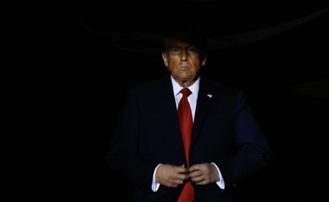 Trump susține că propria sa „moralitate” îi limitează modul în care gestionează politica externă a SUA / „Nu am nevoie de dreptul internațional”
