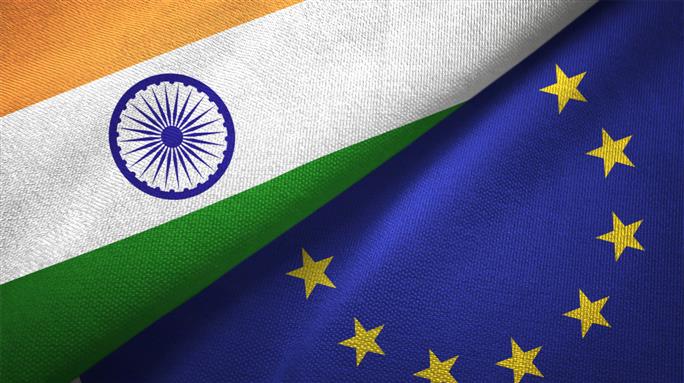 UE și India au finalizat negocierile privind acordul de liber schimb / Tarifele la autoturisme vor scădea treptat de la 110% la 10% / Carnea de vită și pui, orezul și zahărul sunt excluse de la liberalizare