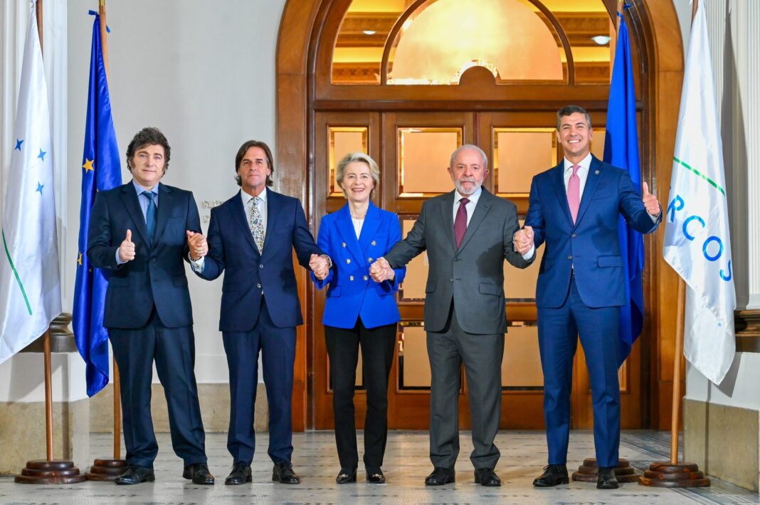 UE şi Mercosur îşi definitivează acordul comercial, în faţa derivei protecționiste a Statelor Unite, după un sfert de secol de negocieri și blocaje – analiză