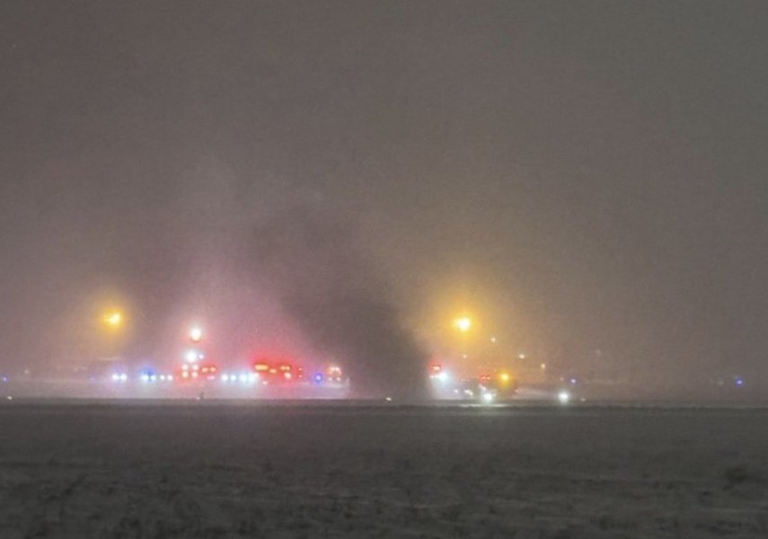 Un avion privat cu opt persoane la bord s-a prăbușit la decolare pe un aeroport din Maine