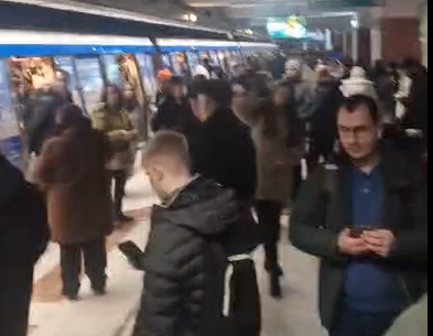 VIDEO Accident la metroul din Capitală / Circulația trenurilor este îngreunată