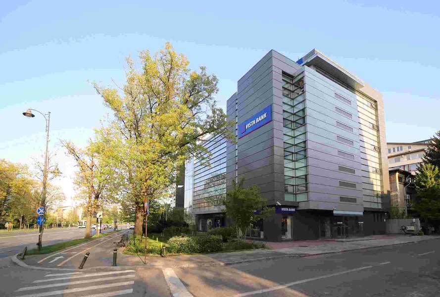 Vista Bank vrea să cumpere integral Investimental S.A