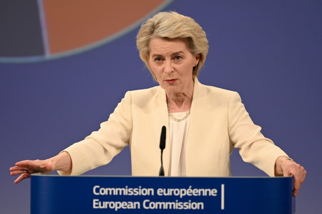 Von der Leyen a sosit în India pentru a încheia „mama tuturor acordurilor” comerciale ale UE