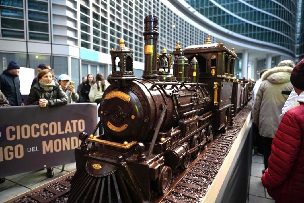 Willy Wonka ar aproba. La Milano și-a făcut apariția Winter Games Express, cel mai lung tren de ciocolată din lume, în avanpremiera Jocurilor olimpice de iarnă Milano-Cortina 2026