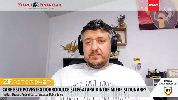 ZF Agropower. Familia Carp a lăsat agitaţia Bucureştiului pentru a creşte albine în Tulcea, lângă Delta Dunării. Prin brandul Dobrodulce, în 2025 a vândut 30 de tone de miere, dublu faţă de 2024, şi a fost primul an profitabil